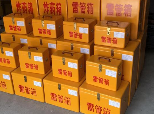 东澳镇玻璃钢雷管箱的使用寿命一般是多少？