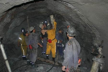 东澳镇工程爆破中的危险因素分析以及应对工程爆破危险的措施